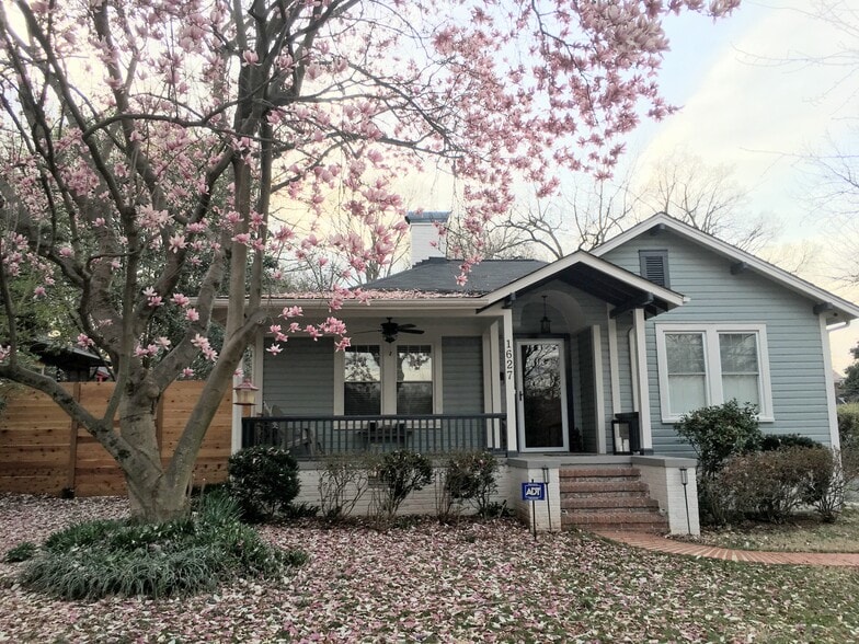 Front of home when the tree blooms - 1627 Nassau Blvd