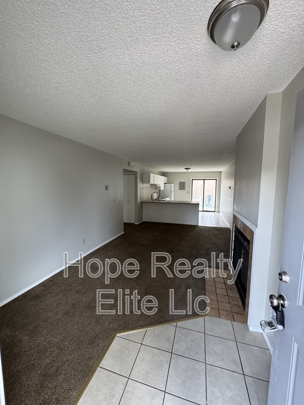 Building Photo - 1169 Mazatlan Cir