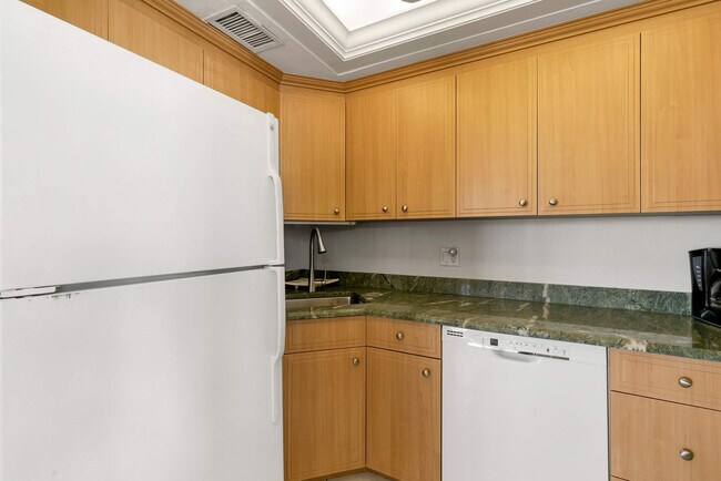 Building Photo - 58 N Collier Blvd