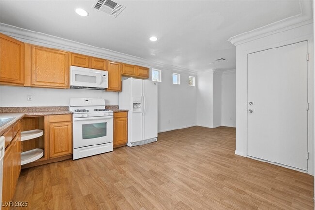 Building Photo - 4736 Arroyo Seco Dr