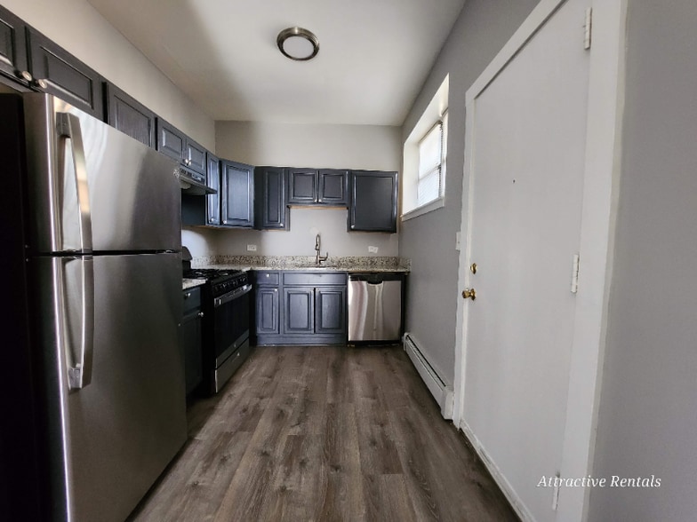 Building Photo - 5645 W Washington Blvd