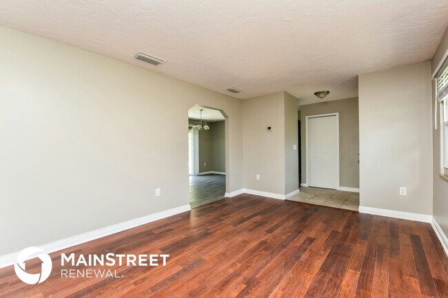 Building Photo - 507 67th Ave Dr W