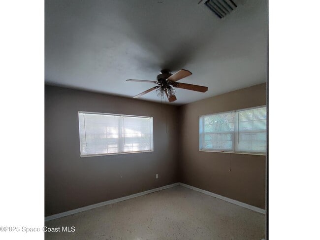 Building Photo - 700 Lund Cir