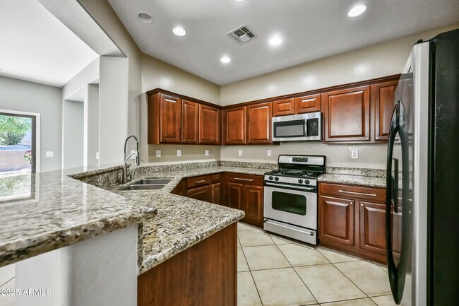 Building Photo - 3732 W Ghost Flower Ct