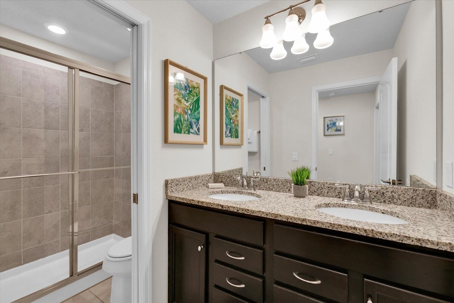Building Photo - 5541 Misty Oak Cir