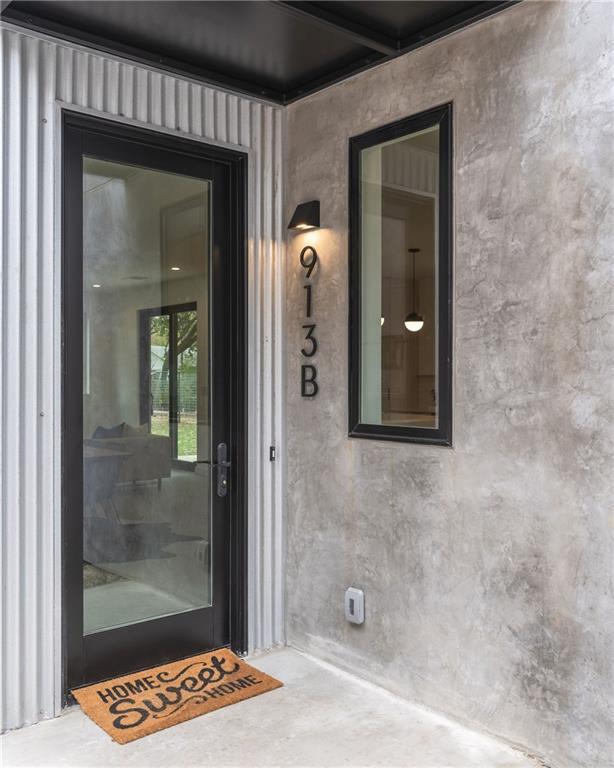 Building Photo - 915 Tillery St