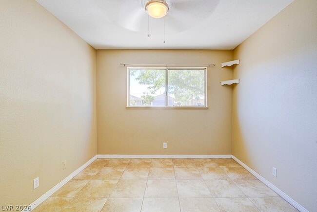 Building Photo - 3990 E Syracuse Dr