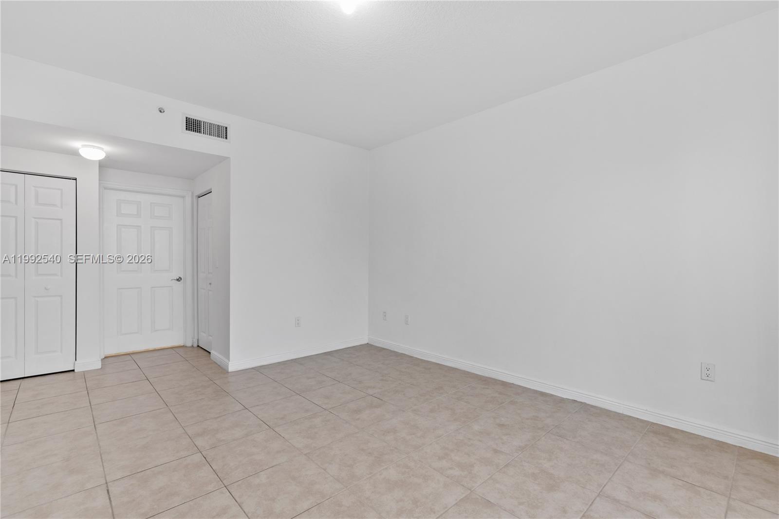 Building Photo - 888 S Douglas Rd