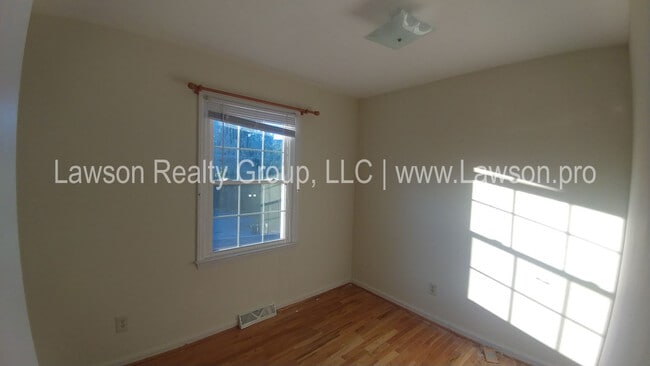 Building Photo - Beautiful Home in Cave Spring with Partially Finished Basement