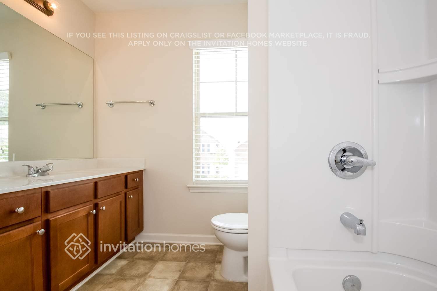 Building Photo - 4292 Violet Way Ct