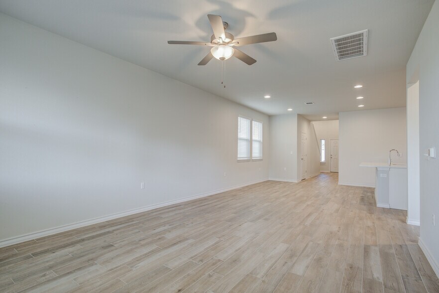 Living Room - 1602 Denesa Dr