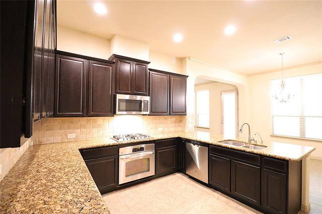Building Photo - 2467 Embleton Dr