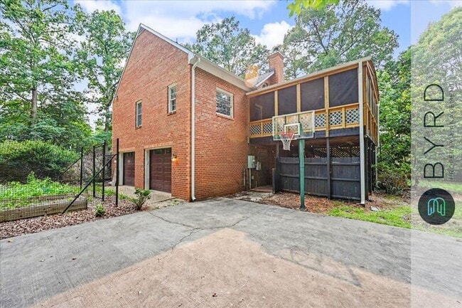 Building Photo - 3010 Robious Crossing Dr