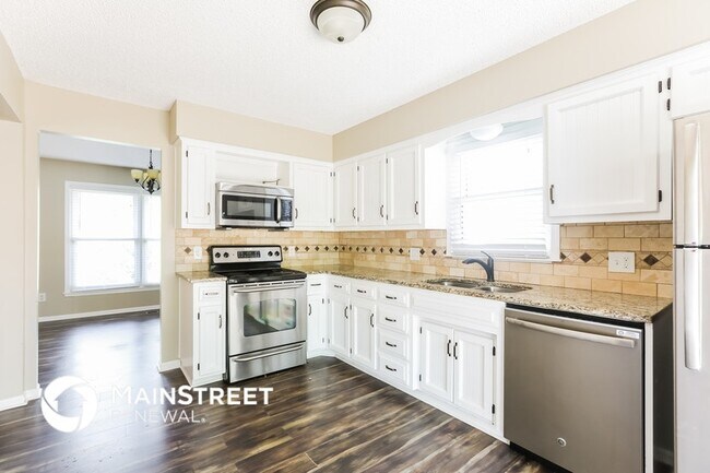 Building Photo - 2405 Bridger Dr