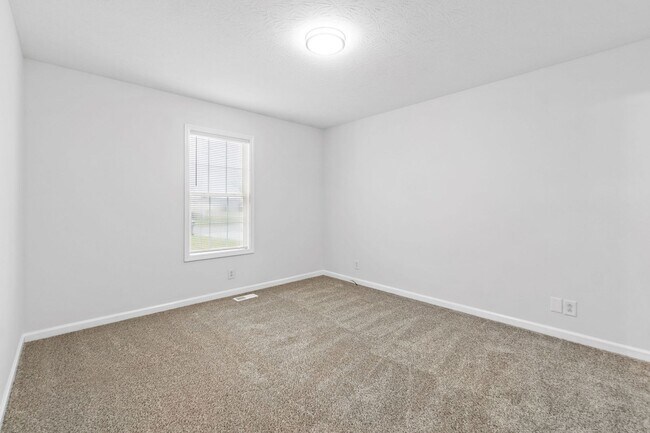 Building Photo - 941 Crabapple Ln