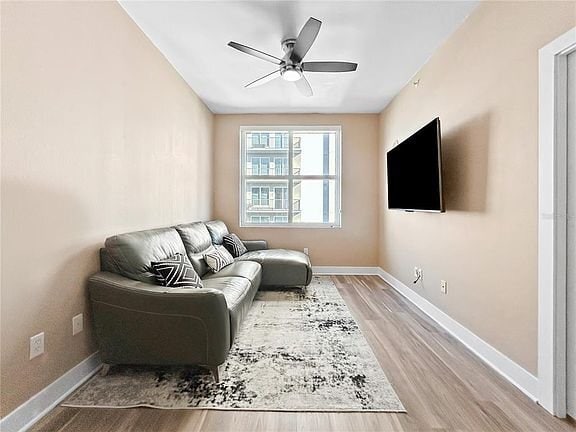 Building Photo - 1120 E Kennedy Blvd