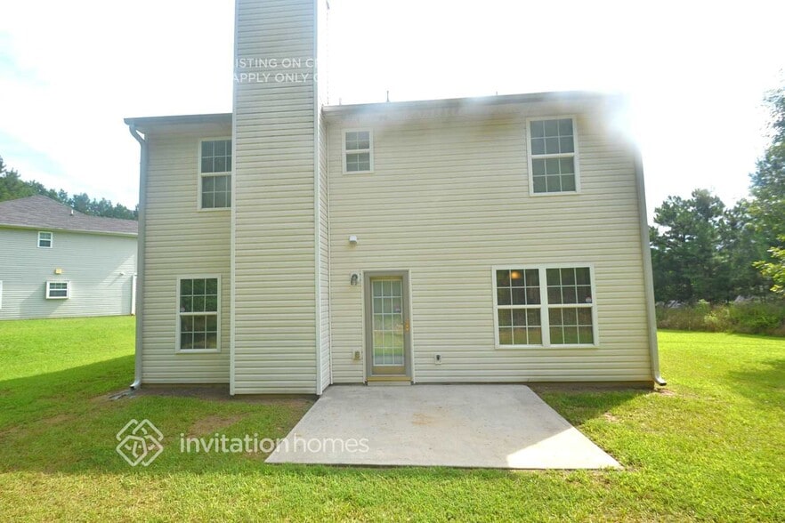 Building Photo - 220 Brookwood Cove