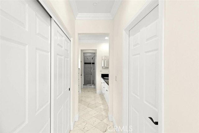 Building Photo - 61 Shade Tree