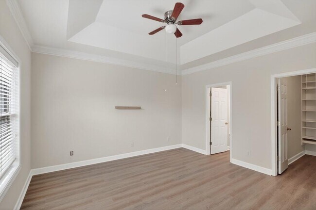 Building Photo - 13375 Avensong Crossing