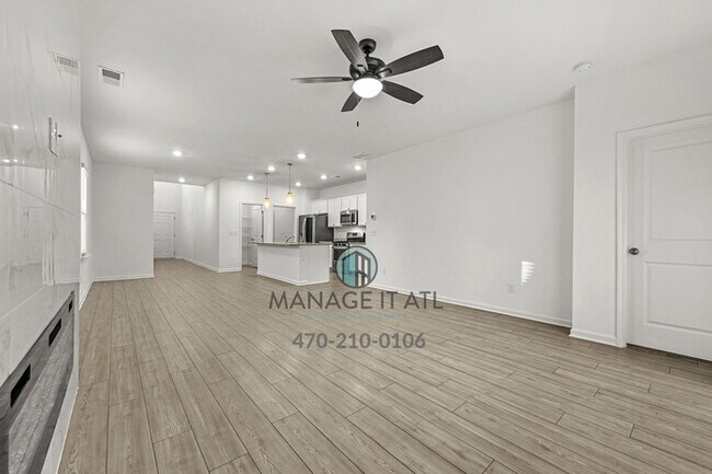 Building Photo - Brand New 5 Bedroom Home with a Master Bed...