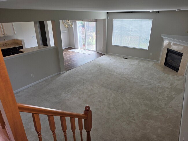 Building Photo - 9845 Burleigh Ln