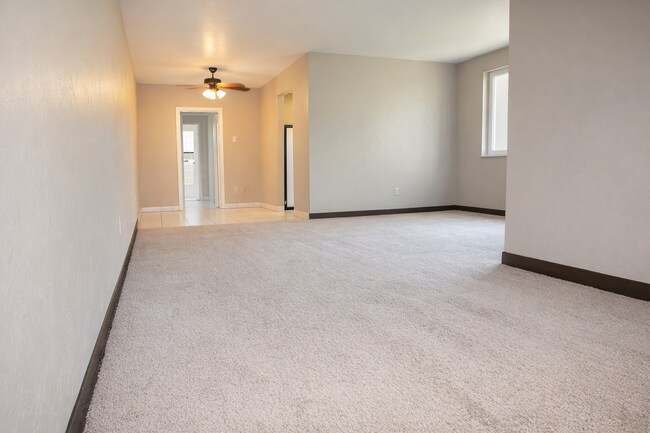 Interior Photo - WINCHESTER APARTMENTS -- 016