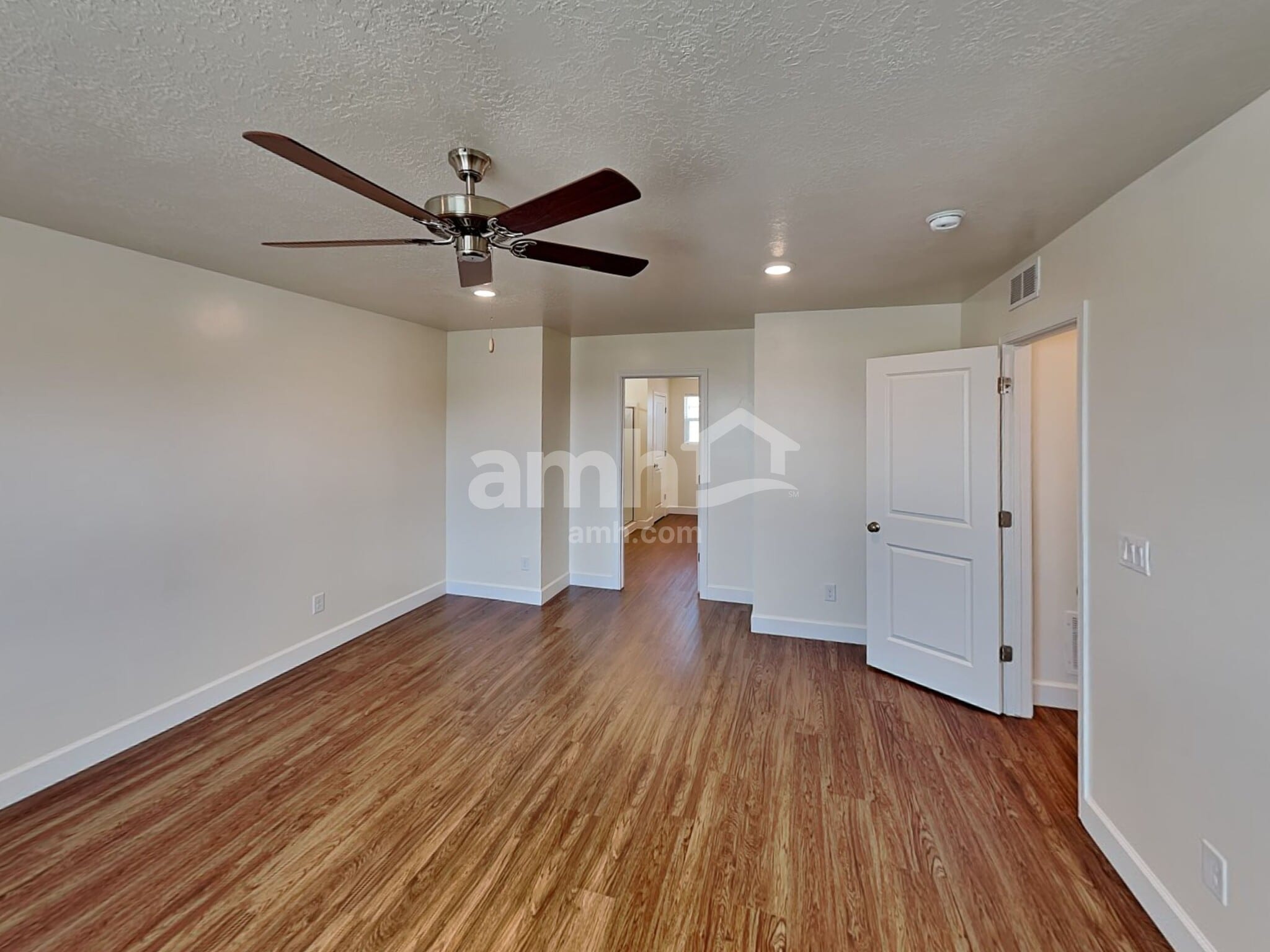 Building Photo - 1199 Wagon Way