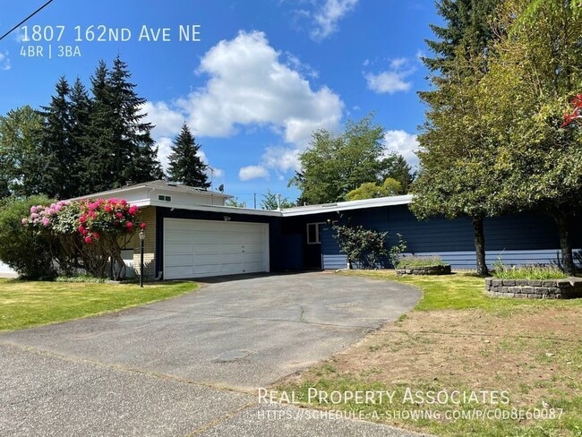 Building Photo - 1807 162nd Ave NE
