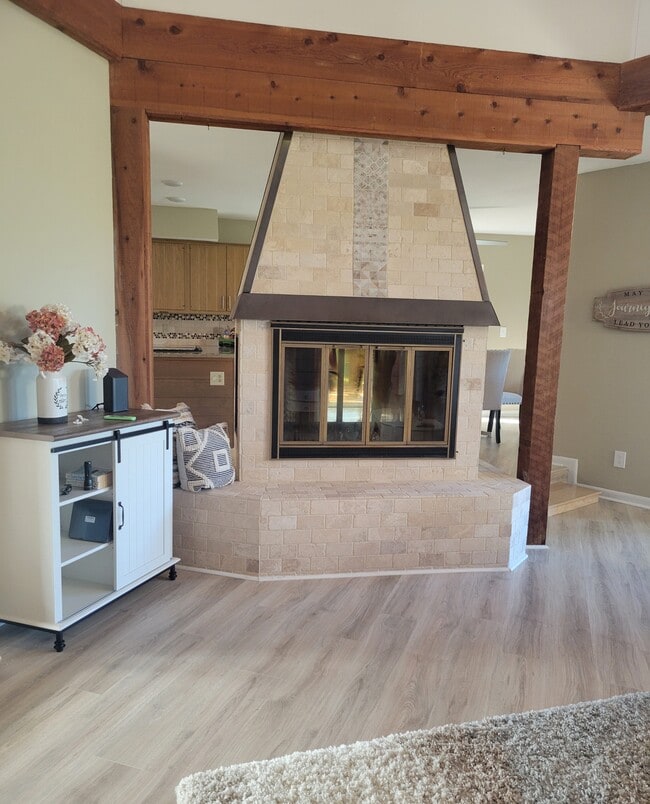 Building Photo - 166 Baltusrol Rd