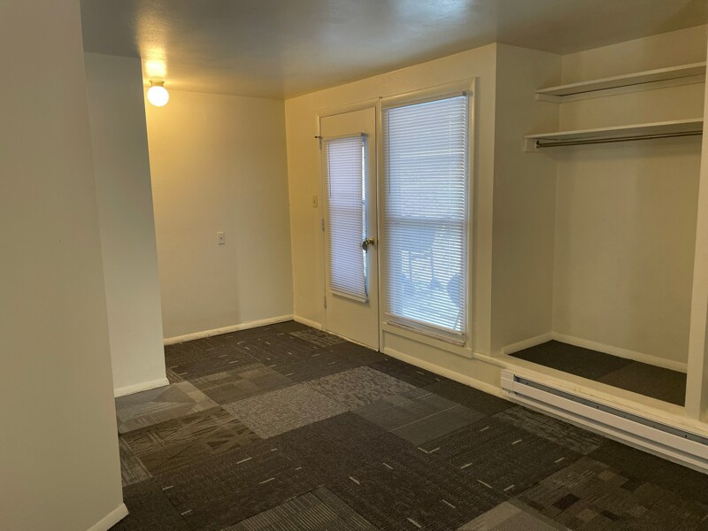 Building Photo - 4920 Old Maysville Rd