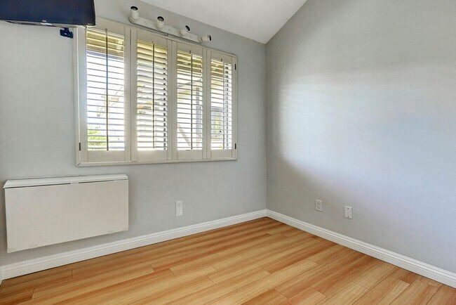 Building Photo - 19355 Sherman Way