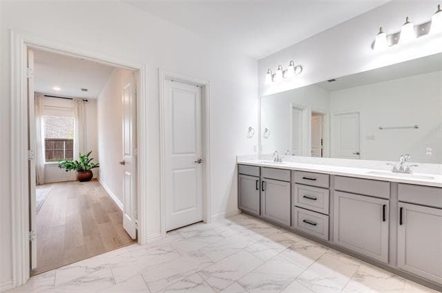 Building Photo - 1707 Emilia Dr