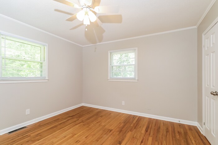 Building Photo - 3815 Ferncliff Rd