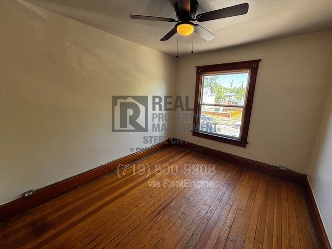 Building Photo - 210 W Evans Ave