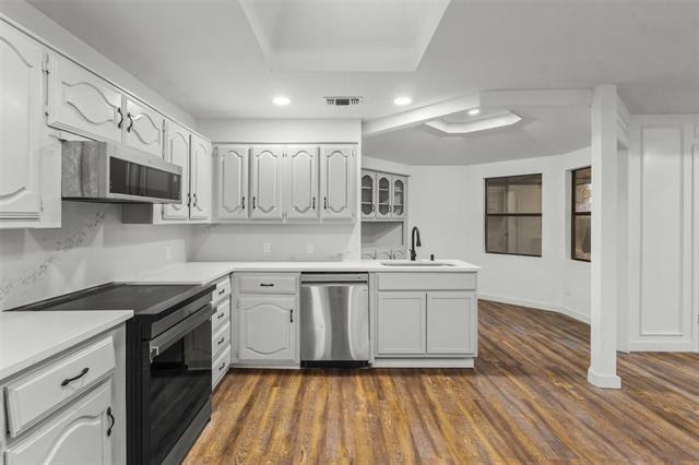 Building Photo - 1503 Bellflower Dr