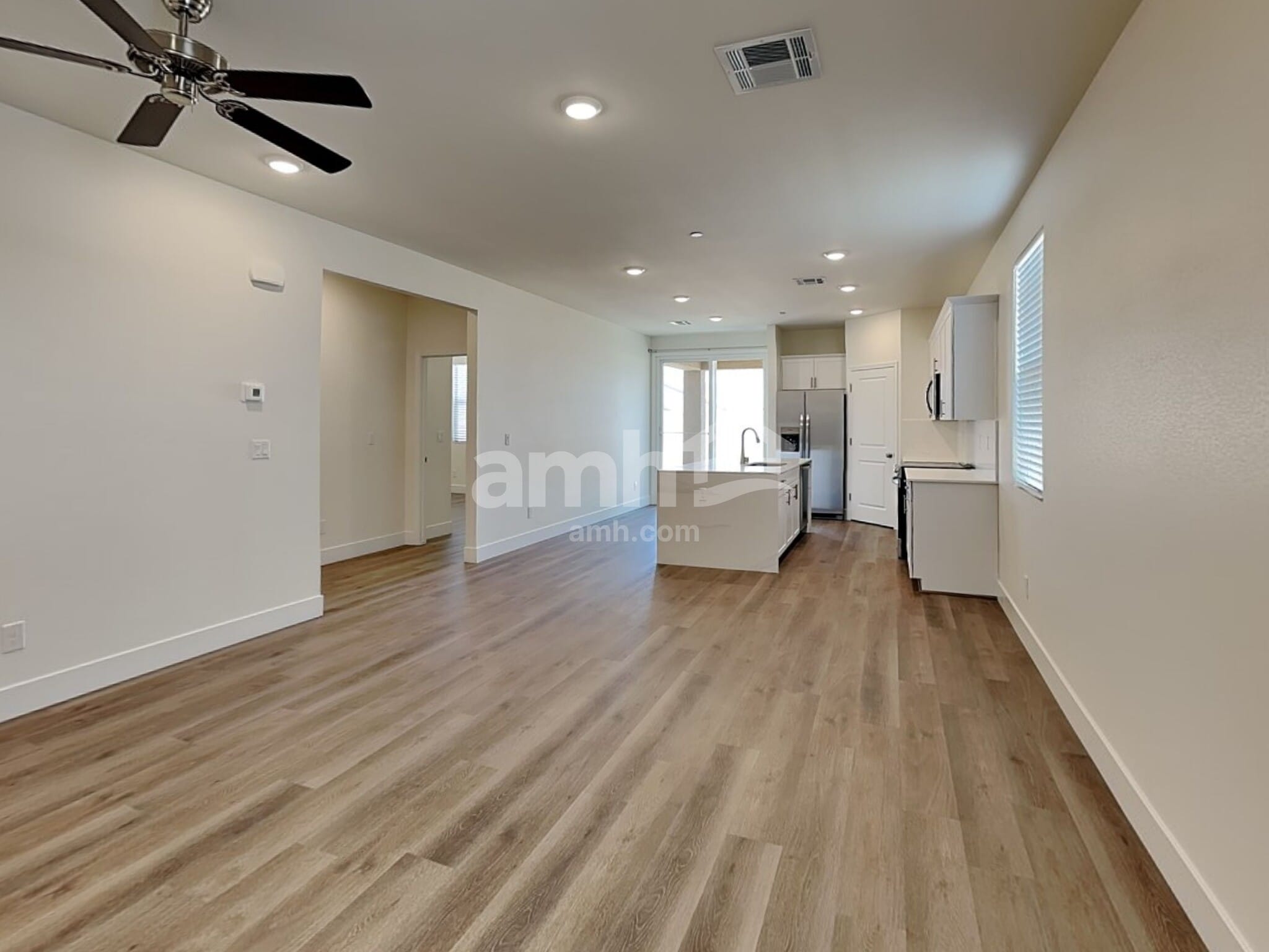 Building Photo - 534 Silverbell Falls Pl