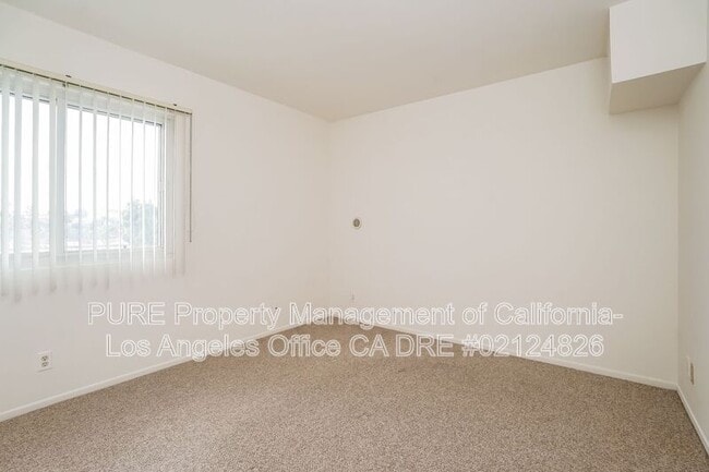 Building Photo - 8745 Delgany Ave