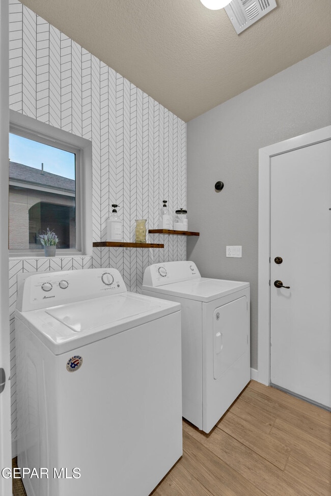 Building Photo - 14953 Willie Worsley Ave