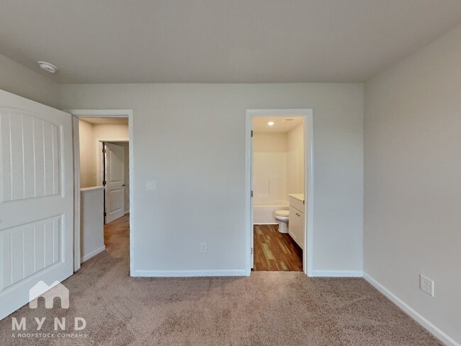 Building Photo - 116 Chandler Ct