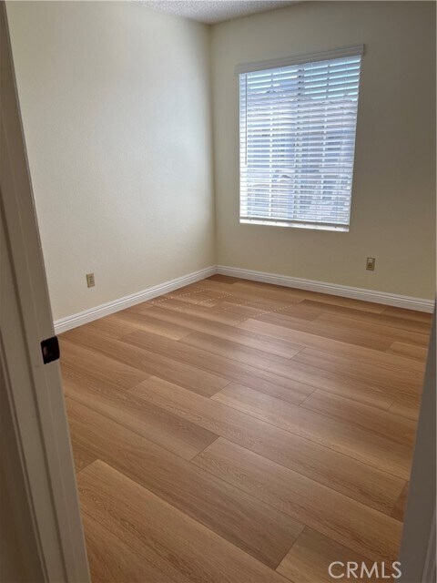 Building Photo - 2800 Plaza del Amo