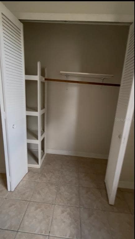 Building Photo - 945 Bryan Ct