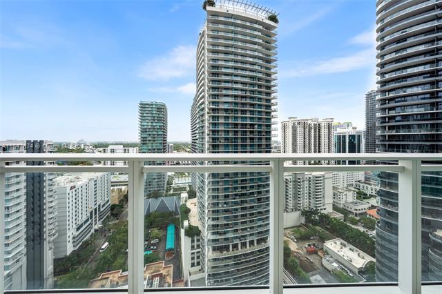 Building Photo - 1080 Brickell Ave