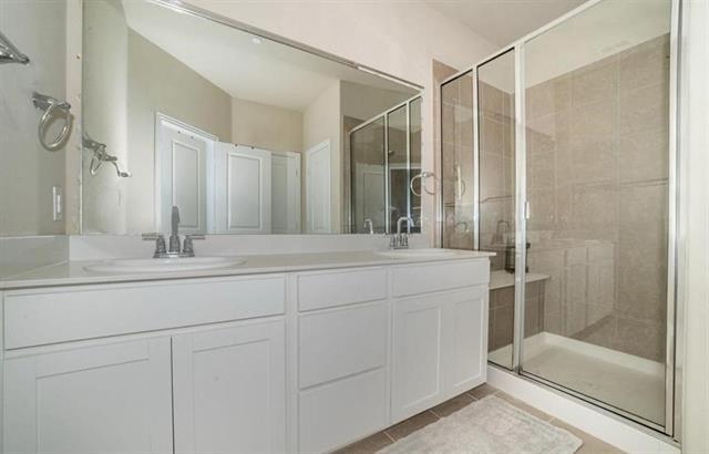 Building Photo - 7609 Sunset Blvd