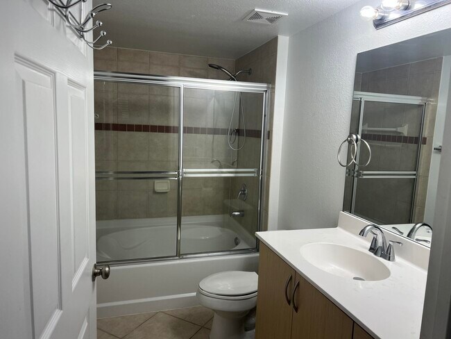 Building Photo - 6394 Emerald Dunes Dr