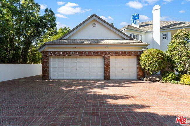 Building Photo - 4548 Ellenboro Way