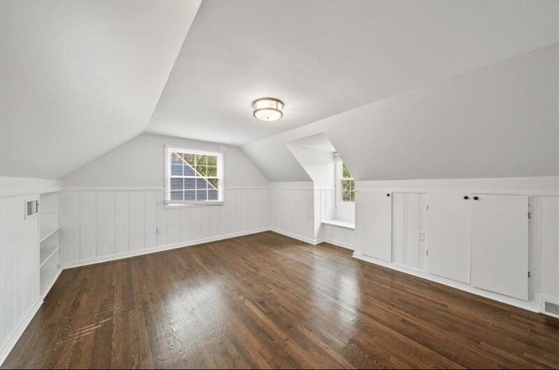 Building Photo - 3306 W 71st Terrace