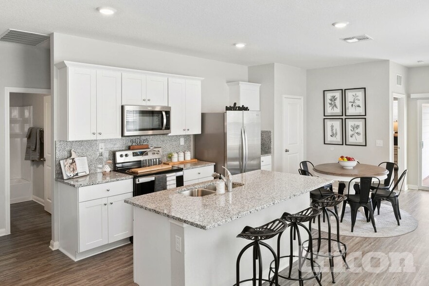 Building Photo - 14610 Maple Ter