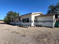 Building Photo - 2408 N Hutton Ave