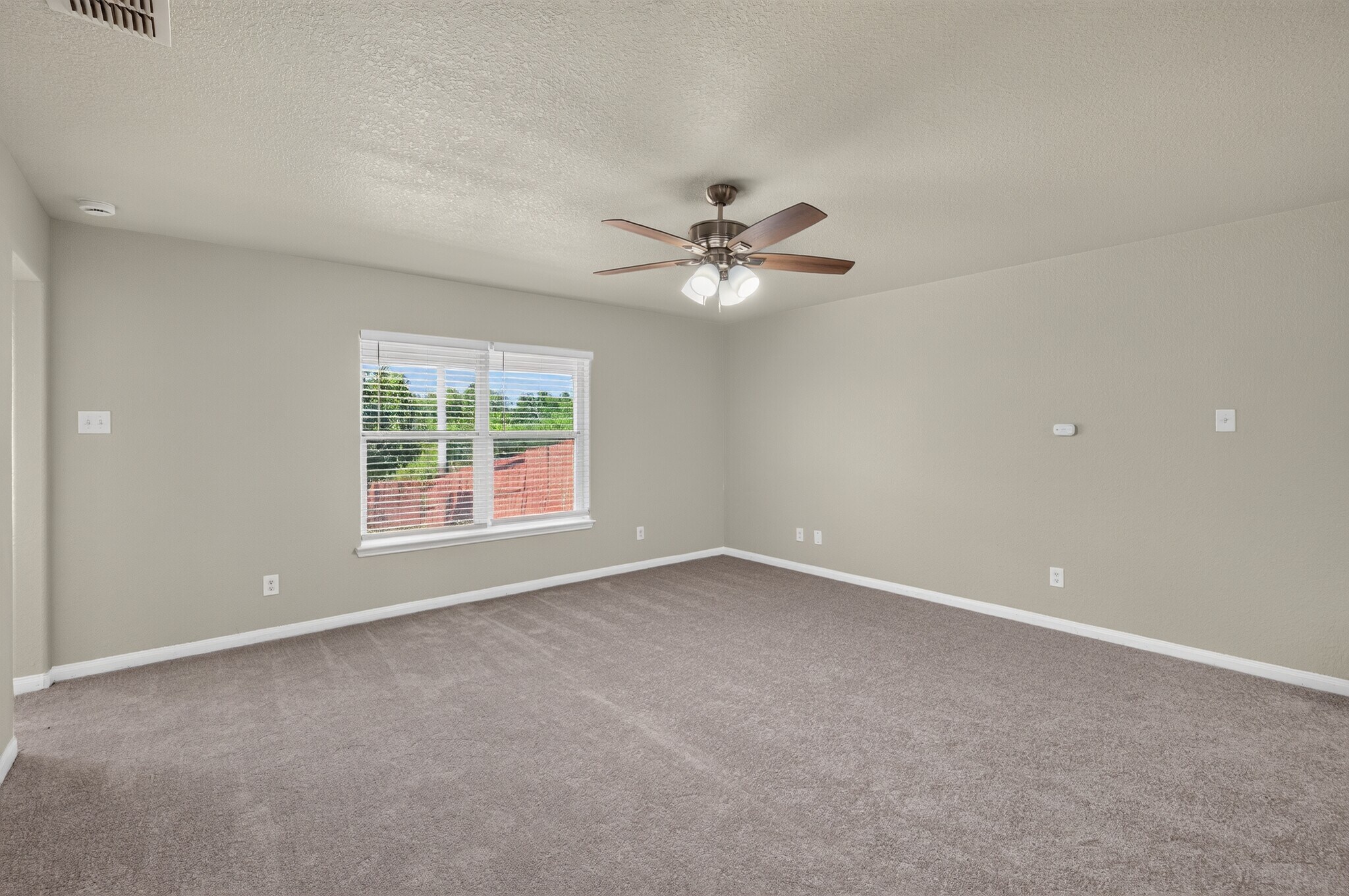 Building Photo - 6531 Luckey Sq