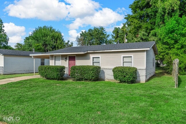 Building Photo - 1222 Lampkin St